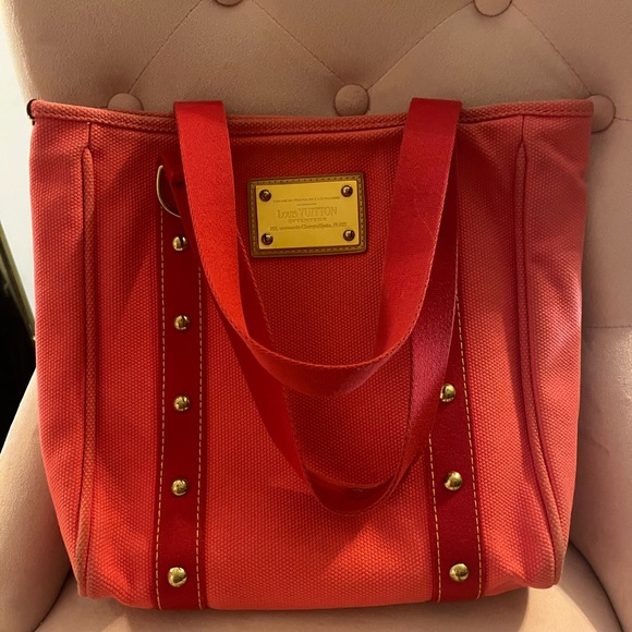 Sale! ✨Louis Vuitton Cabas MM Antiqua tote bag in Pink canvas ✨ - Picture 2 of 7
